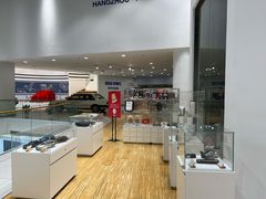 -杭州中沃沃尔沃4S店(滨江区店)