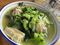 -芦茨金富饭庄·25年老字号·专做稻草鸡