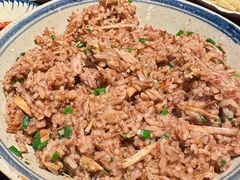 -Cuc Gach Quan Restaurant