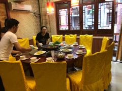 包厢-石锅鱼府(二分店)