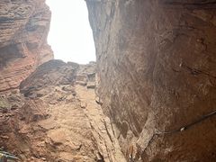 -天山神秘大峡谷