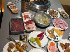 -黑金·寻焰自助百汇·烤肉·火锅(中街店)
