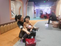 -奈尔宝家庭中心·亲子餐厅(北京东坝万达店)