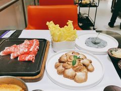 -红鼎豆捞·非遗鲍皇汤火锅(宝丰路店)