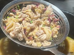 -芸山季·云南山珍菌火锅(人民广场来福士店)