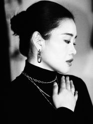-LIIZ肖像(悦动新门西店)