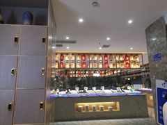 -锤头鲨毛肚海鲜烤肉自助餐厅(国购广场店)