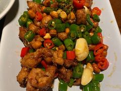 小米椒爱上小公鸡-外婆家(西红门荟聚购物中心店)