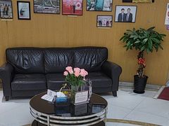 -雅悦齿科(顾村公园店)
