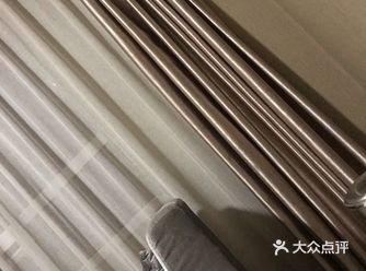 大众点评网上看到，评价不错就来了，大堂气派