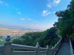-灵岩山风景区