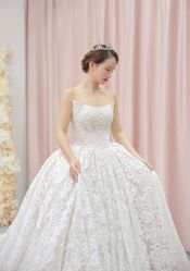 -LOVE SHINE婚纱·红鼎庄龙凤褂·妈妈装定制