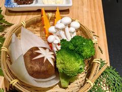-山川小町·极番烧肉(新地假日广场店)