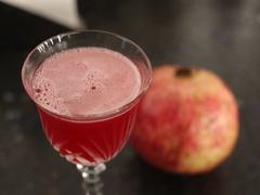 -毛毛虫酒吧