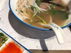 -美奈小馆·越南料理(中航城君尚购物中心店)