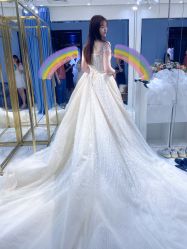 点击看大图 -GRACE KELLY婚纱与礼服(北京店)