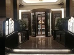 -浅深(世茂滨江精品店)