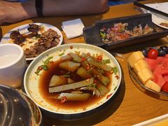 -隔壁老王·家常云南菜(花巷店)