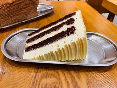 白巧克力焦糖蛋糕-Awfully Chocolate(环球港店)