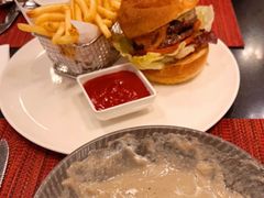 -WOLFGANG PUCK KITCHEN & BAR(迪士尼小镇店)
