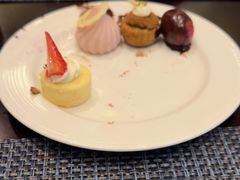 -怡聚轩全日制自助餐厅(大中华喜来登酒店)
