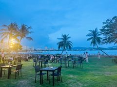 -JW万豪厨房餐厅·滨海草坪烧烤·海鲜·海景(三亚绿发山海天JW万豪酒店)