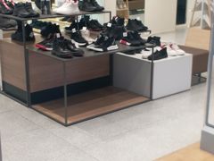-hotwind热风(国际商场店)