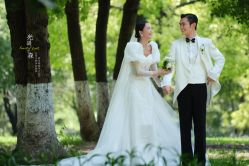 -金夫人婚纱摄影