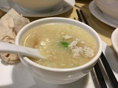 杏仁汁煲猪肺汤-新绿茵阁茶餐厅(皇朝东南亚花园分店)