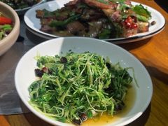 -郑件洋芋饭庄