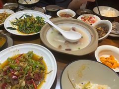-叁煨蹄花·下饭盐帮菜(人民广场店)