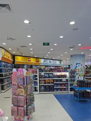 -玩具反斗城(德思勤店)