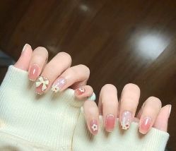 -LILY NAILS美甲美睫