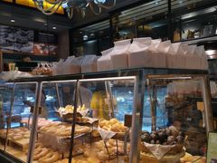 面包甜点陈列柜-东哥面包(江宁大润发店)