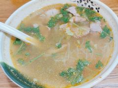 -黄阿姨锅贴大王(万航渡路店)