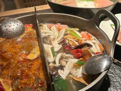 -三出山火锅(南京万象天地店)