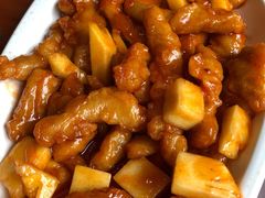 古法菠萝咕咾肉-有位虾匠·香辣蟹·小龙虾(李村店)