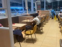 -遇见小面(白云机场T2安检外店)