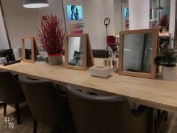 -Mentor Hair Salon