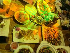 -胡桃里音乐餐厅(陶溪川店)(川湘赣菜·世界百大酒庄直供红酒·音乐表演)