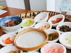 -包整·丝娃娃(一览甲秀楼风景店)