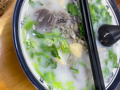 -鸭小妹鸭血粉丝(老门东店)