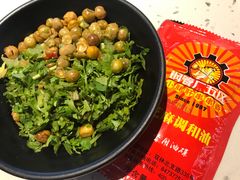 -钢管厂五区小郡肝串串香(奥克斯广场锦城万达店)