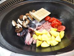 -老刘生态大鱼坊铁锅炖鱼(赛马场店)