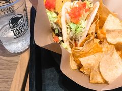-Taco Bell 塔可贝尔(东方明珠店)