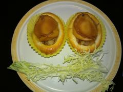 一口鲍鱼酥-夏宫中餐厅(静安香格里拉店)