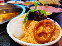 紫气东来冰汤圆-珮姐老火锅(新街口店)