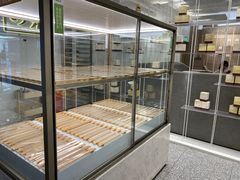 面包甜点陈列柜-奈雪的茶(市百一店)