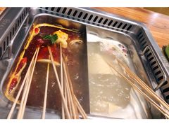 鸳鸯锅底-宽窄巷子串串(龙湾万达广场店)