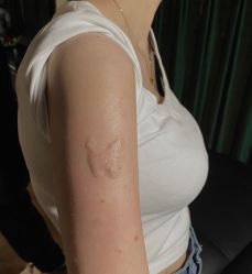 -木子·纹身店TATTOO穿孔·洗纹身